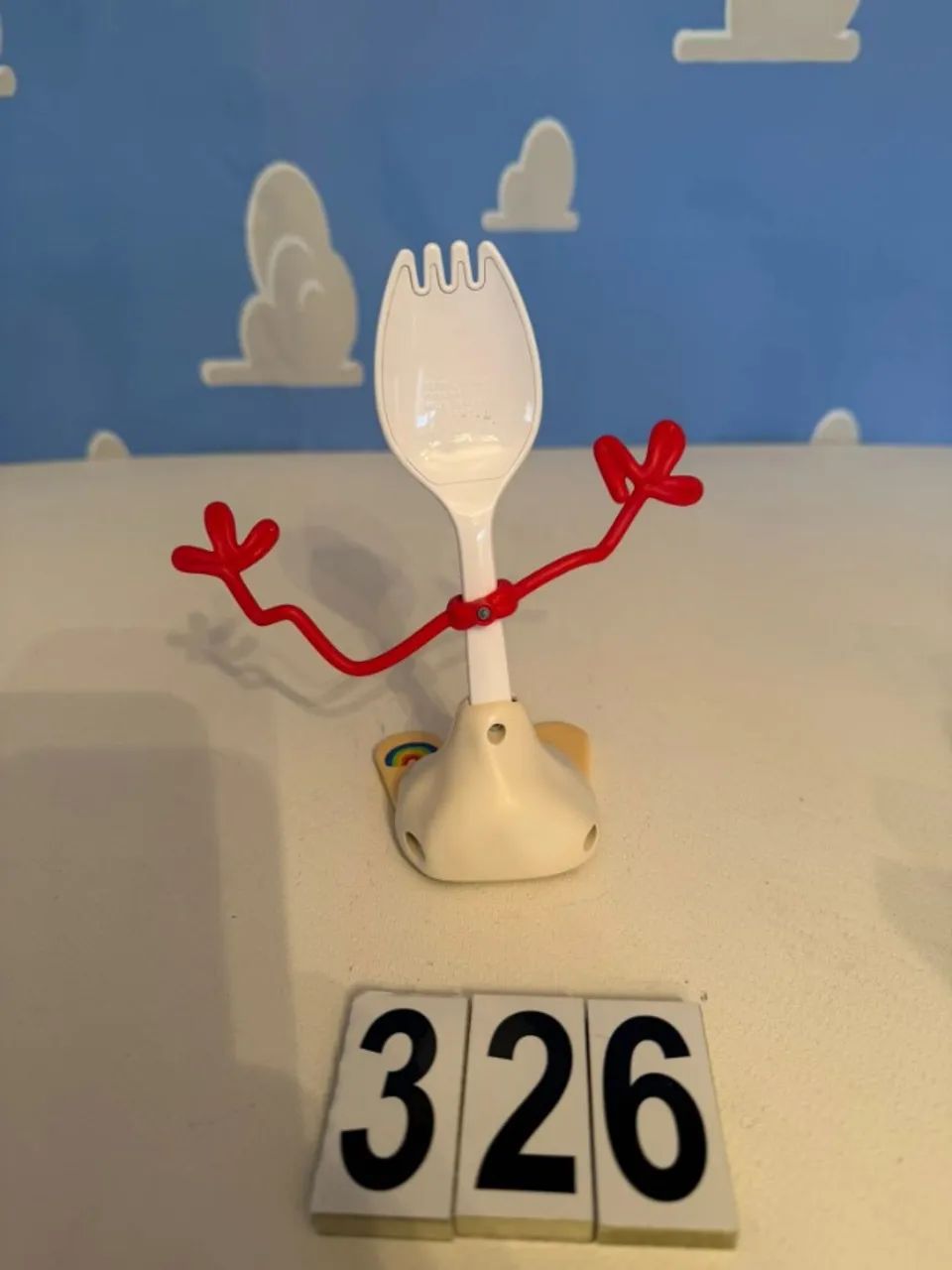 FORKY DISNEY STORE , NAO TEM SOM - Foto 2