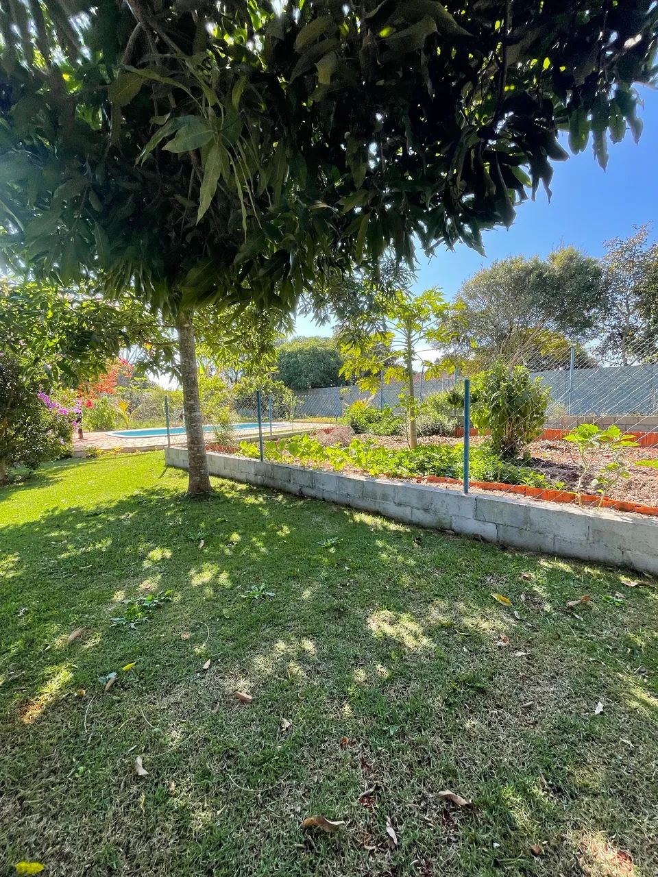  CHÁCARA COMPLETA DE 2.200 m² COM PISCINA, CAMPO E CASA ? ITAPETININGA - Foto 4