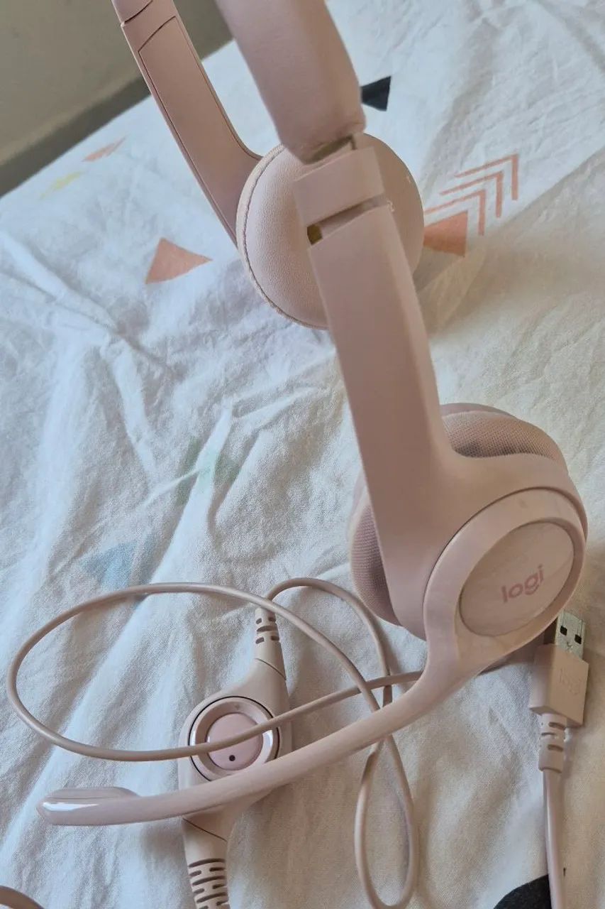 Headset Logitech com defeito - Foto 3