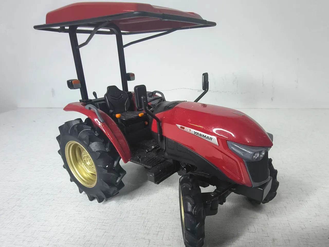 Miniatura Trator Yanmar YM357A  - Foto 3