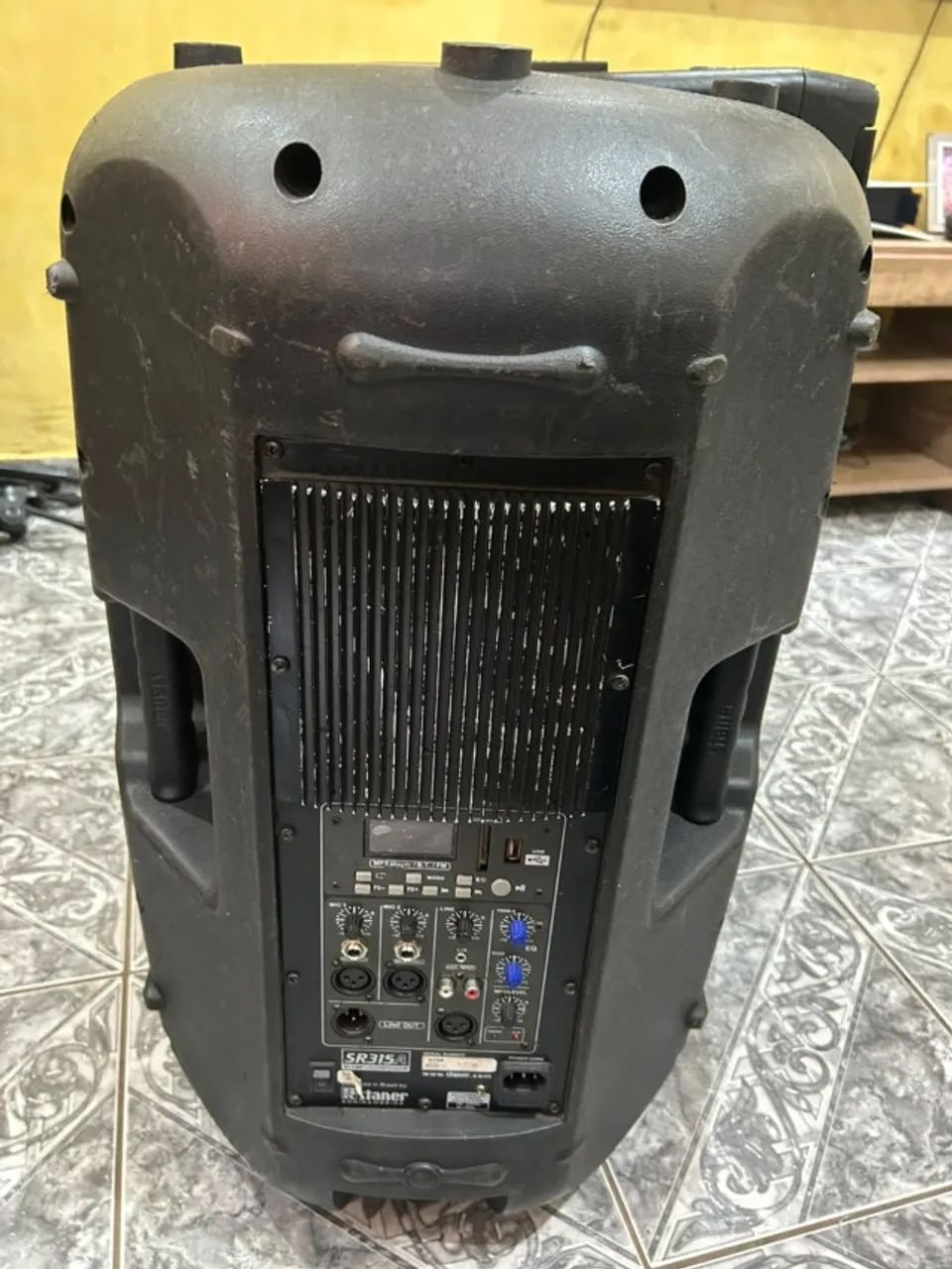 par de caixas de som profisional - JBL e Staner - Foto 2