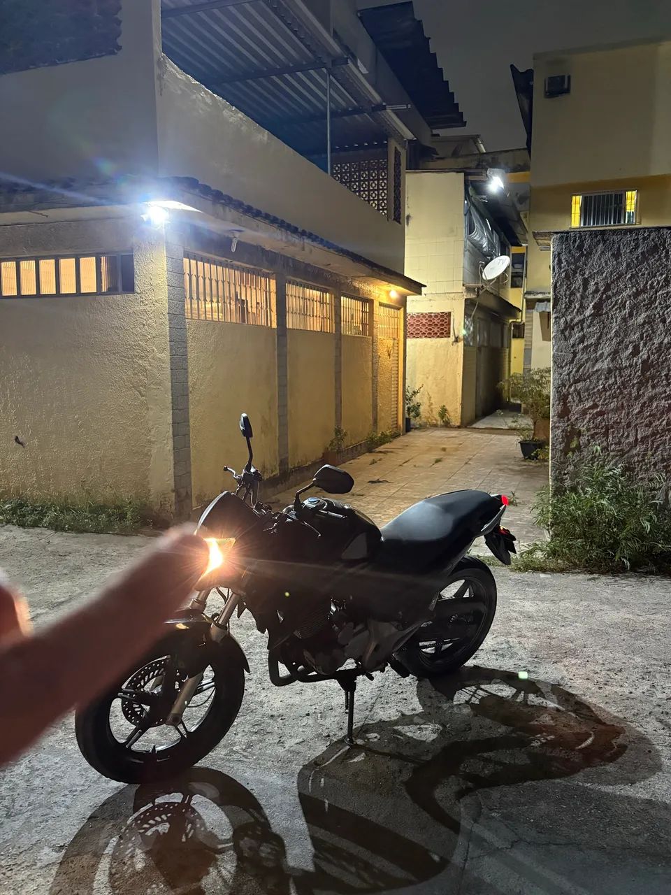 CB300 - Foto 3