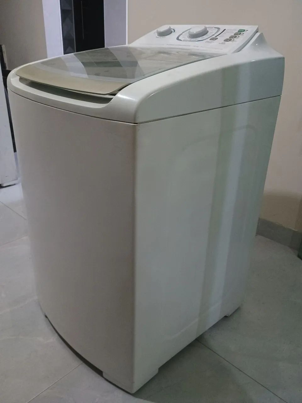 Máquina de Lavar Electrolux 10 kg  - Foto 2