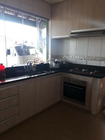 Casa em lote de 800m² - Foto 9