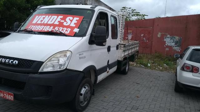 Vendo caminhão Iveco c55/17 12/13 cabine dupla com ar - Foto 3