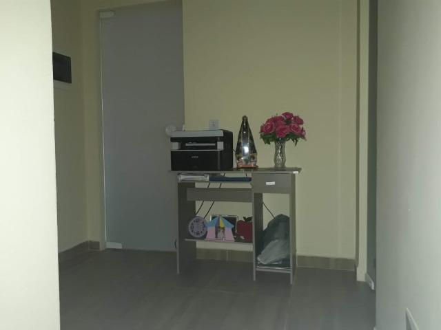 Excelente casa 03 qtos 02 banheiros garagem coberta Nilópolis RJ. Ac carta! - Foto 2