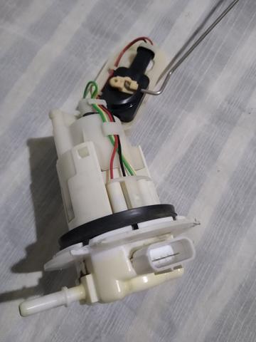 Bomba de combustível Fam/Titan