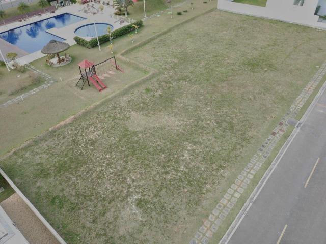 Terreno com escritura pode financiar em condomínio área de lazer completa - Foto 4