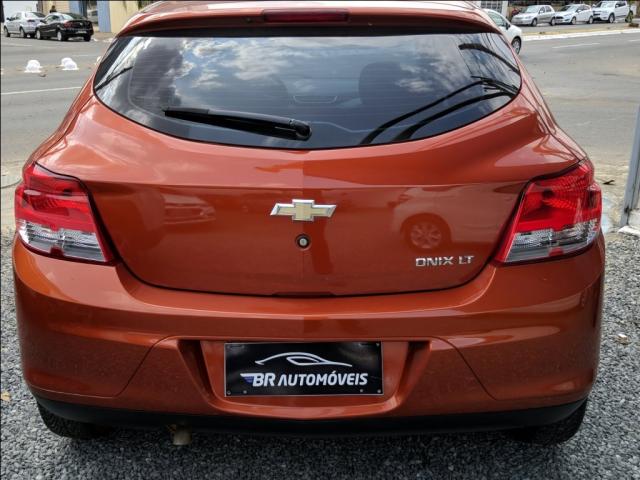 CHEVROLET ONIX 2013/2013 1.0 MPFI LT 8V FLEX 4P MANUAL - Foto 6