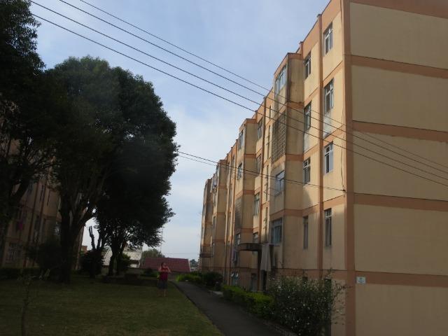 Apartamento com 02 quartos - conjunto Rondon - CIC - Térreo