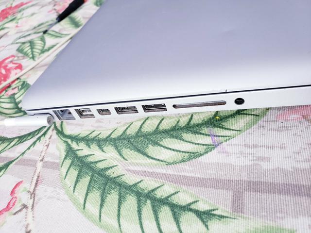 Macbook Pro 2010 core2duo - Foto 5