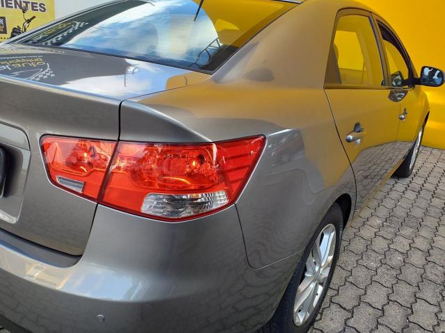 KIA CERATO 2010/2011 1.6 EX3 SEDAN 16V GASOLINA 4P MANUAL - Foto 7