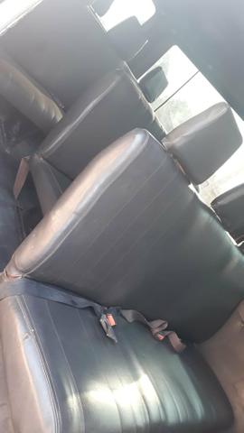 Vendo ou troco por carro de passeio van Sprint ano 99 - Foto 3