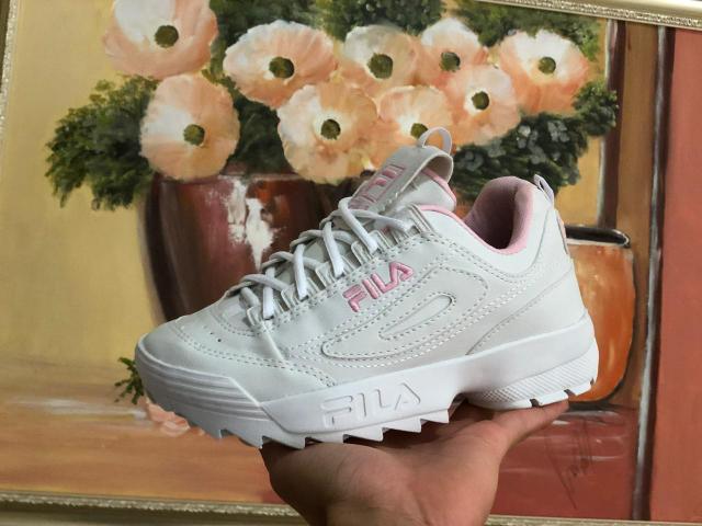 tenis fila disruptor atacado