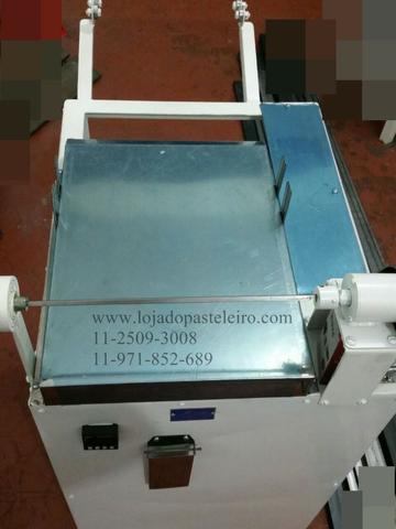 Máquina de fazer Rolinhos Enrolador de Pastel - Foto 3