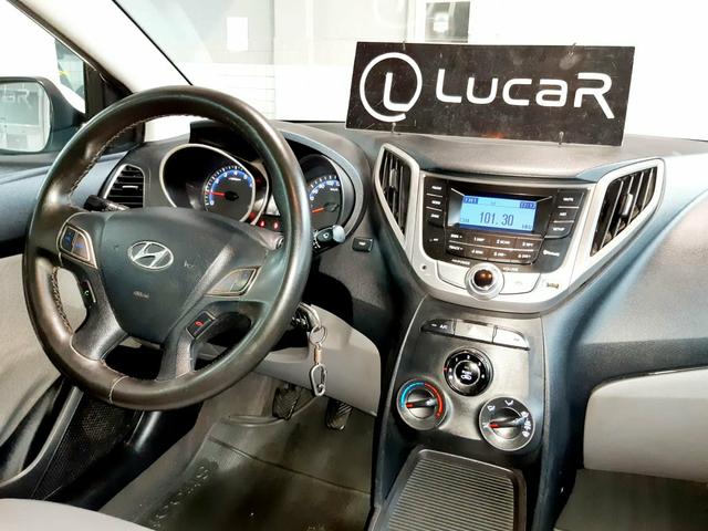 Hyundai HB20S Comfort Plus 1.0 2015 - Foto 9