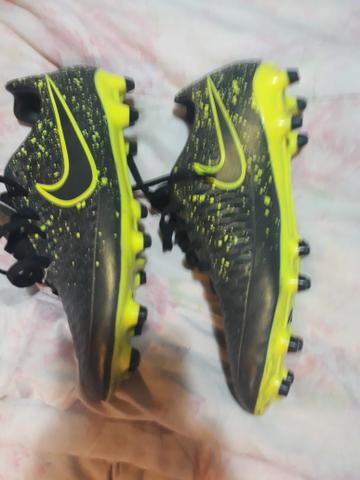 Chuteria mercurial semi nova - Foto 2