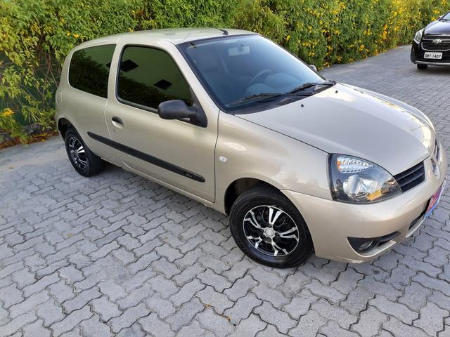Renault clio 2011 apenas km 84.000 originais !!