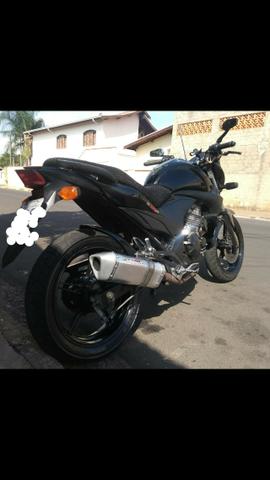 Cb 300 r troco por Hornet 04/05 - Foto 3