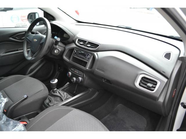 Chevrolet Onix HATCH LT 1.0 8V FlexPower 5p Mec. - Foto 8