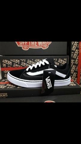 Vans por apenas 65,00