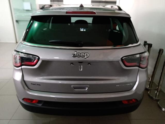 JEEP COMPASS SPORT 2.0 16V 156CV 5P - Foto 4