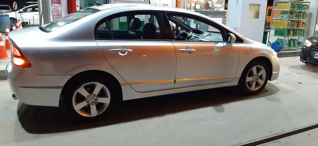 Vendo ou troco .carro impecável único dono .Tudo em dia.aberto a negócio - Foto 5