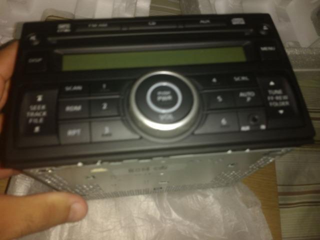 CD Player - Nissan - Original