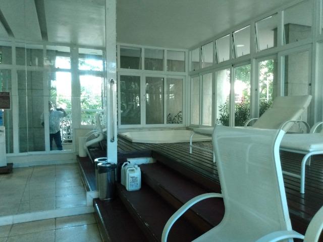 Alugo Barra 2 quartos suite vaga elevador e infra com mobília - Foto 18