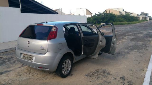 Fiat Punto ELX 1.4 2009/2010 Flex 8V, 5 portas, Cor prata - Foto 8