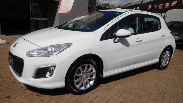 Peugeot 308 Active 1.6 Flex 2014 - Foto 2