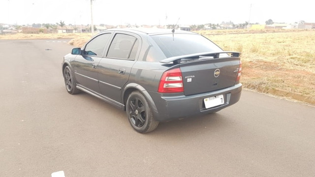Astra cinza completo 4portas 2.0 GM - Foto 5