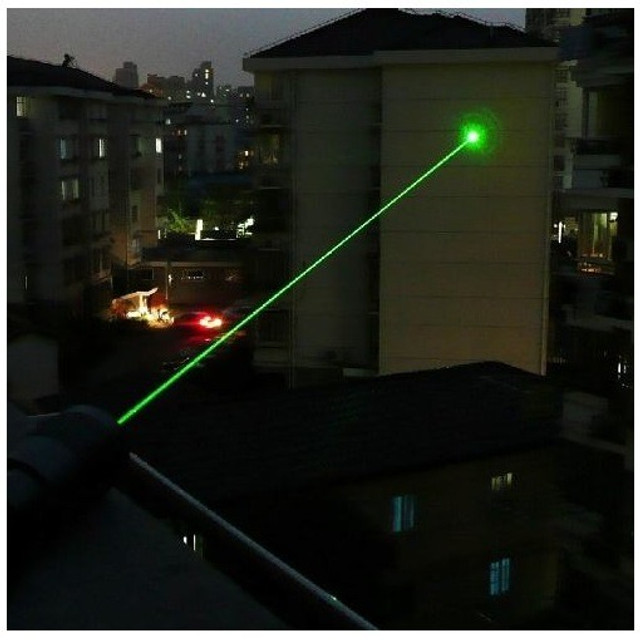Caneta Laser Poiter Verde 40km Forte Alcance Com Bateria Recarregável 3.7v