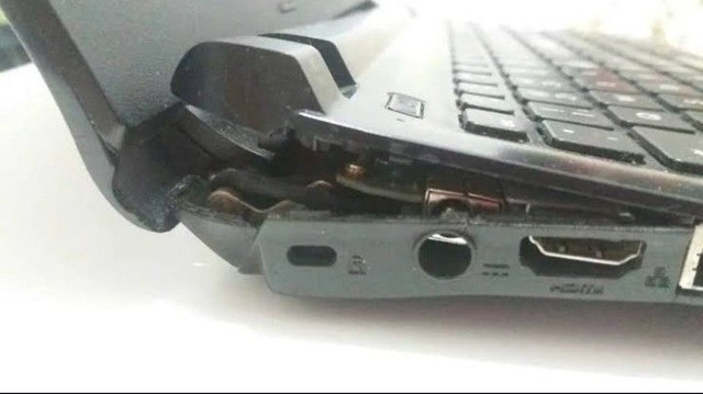 Reparo de carcaça de notebook