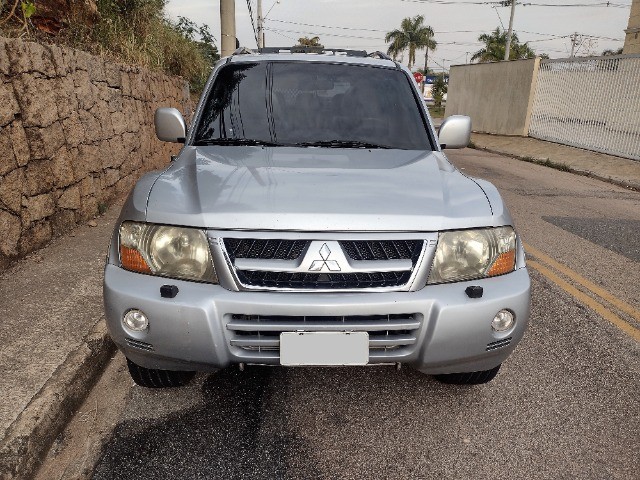 MITSUBISHI PAJERO HPE FULL 3.2 4X4 TURBO INTERCOOLER DIESEL 7 LUGARES 2007