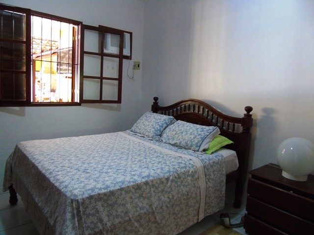 Casa de condomínio para aluguel de TEMPORADA 4 quartos sendo 3 suítes para 8 adultos e 2 c - Foto 17