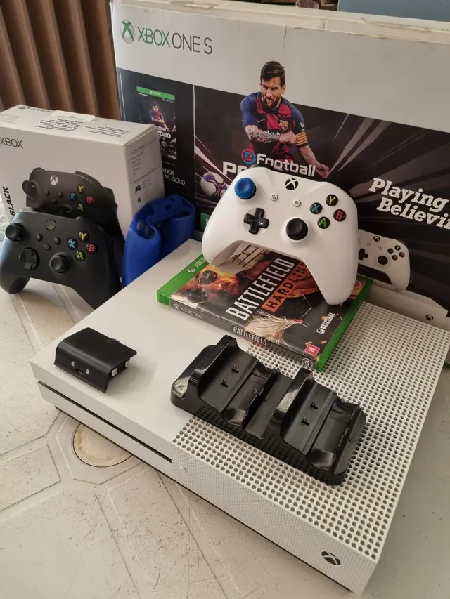 Console xbox one s 1tb com 2 controles