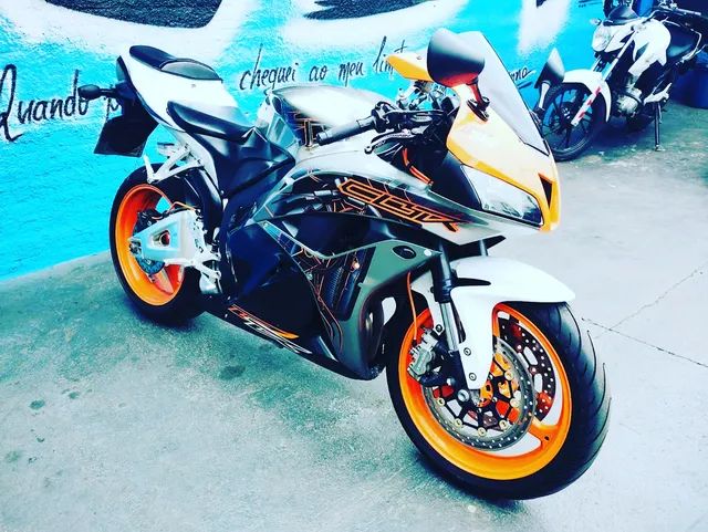 honda cbr600rr olx