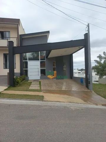 Casa em Condomínio para Venda - Sorocaba / SP no bairro Horto florestal, 3  dormitórios, sendo 1 suíte, 2 banheiros, 2 vagas de garagem, área total  152,65 m², área construída 105,00 m², área útil 152,65 m²