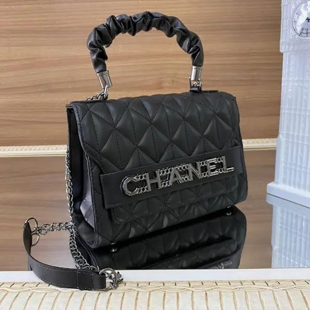 Bolsa Chanel Preta Metelasse