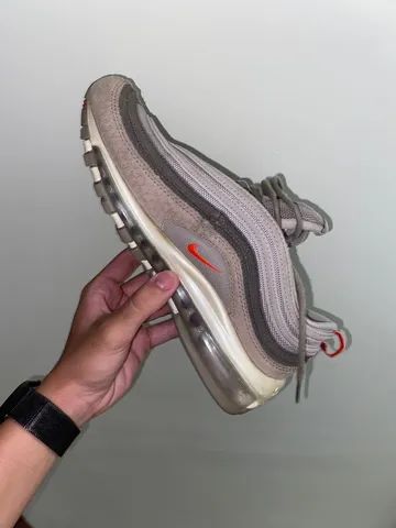 Air max moon store particle