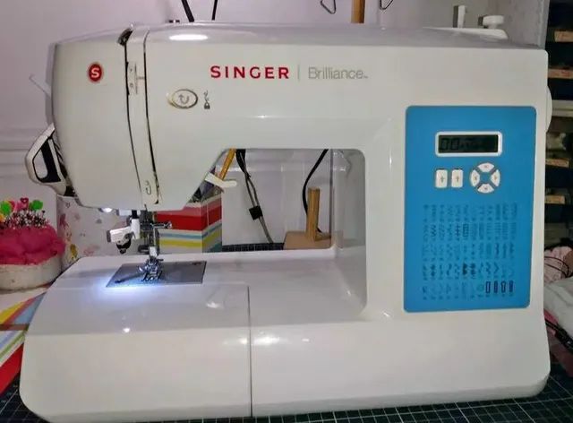 Máquina de costura Singer 