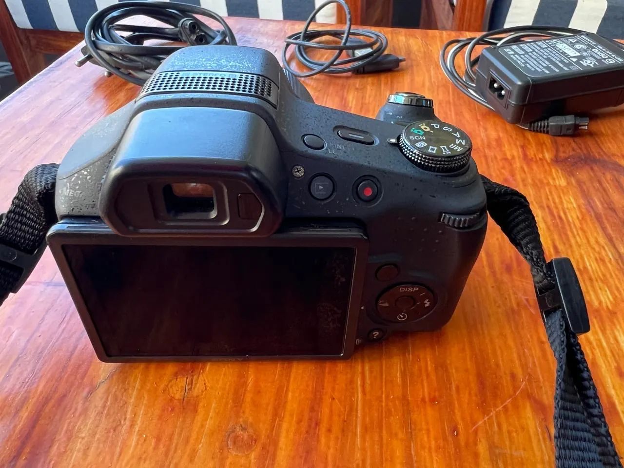 Câmera Semi Profissional SONY - Foto 3