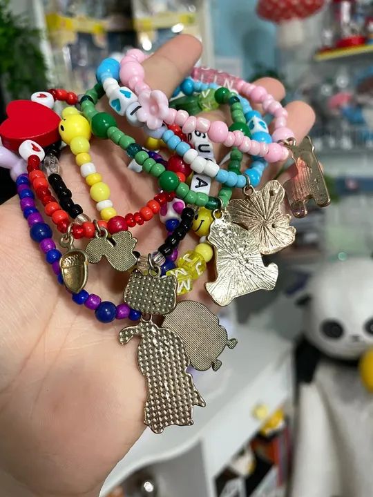 Lote com 7 Pulseiras de miçangas BTS  - Foto 2