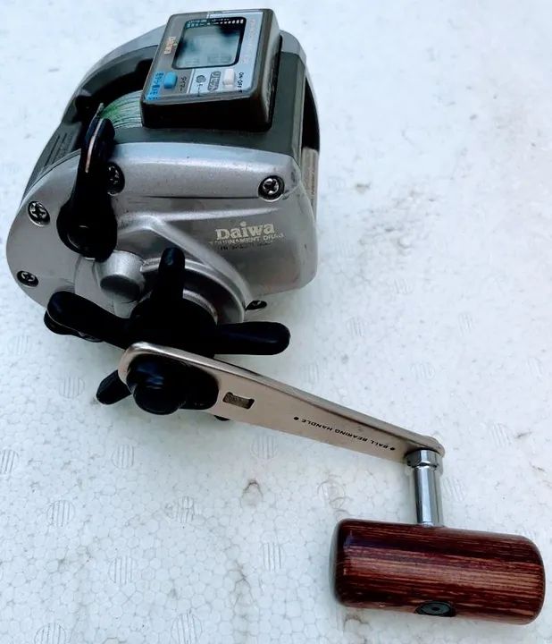 CARRETILHA DAIWA  X300 DIGITAL JAPONESA 