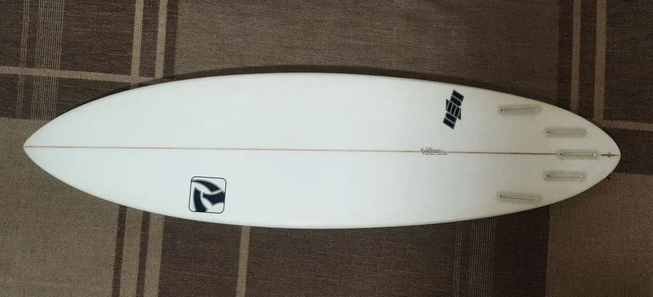 BARBADA.     Prancha de surf        BARBADA - Foto 3