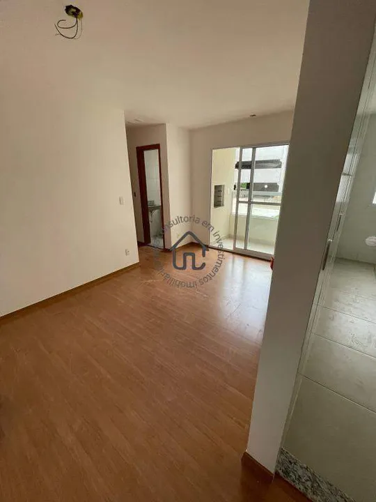 Apartamento à venda no Condomínio Safira Ville em Campinas.