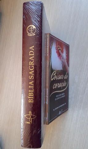 Bíblia Sagrada edição Luxo, Vinho e letra grande. Mais Coisas do Coração. Livros novos. - Foto 5