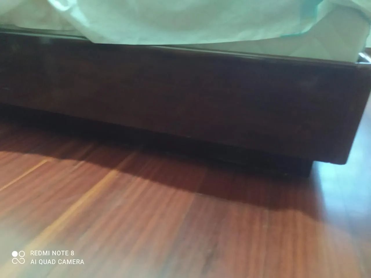 Cama de casal com criados em mogno - Foto 6