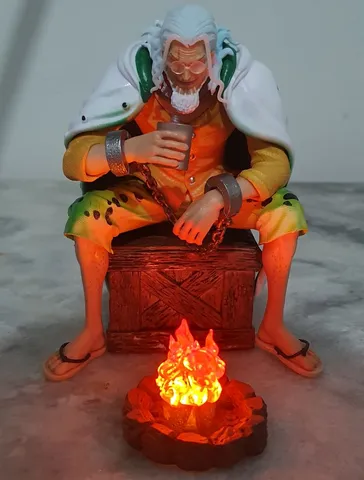 One piece Rayleigh novo com LED